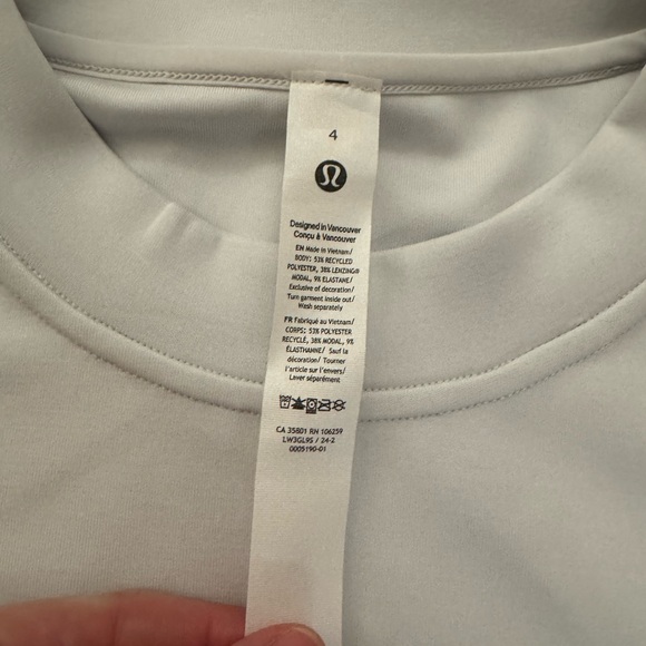 Lululemon White Softstreme Perfectly Oversized Cropped Hoodie - Picture 3 of 3